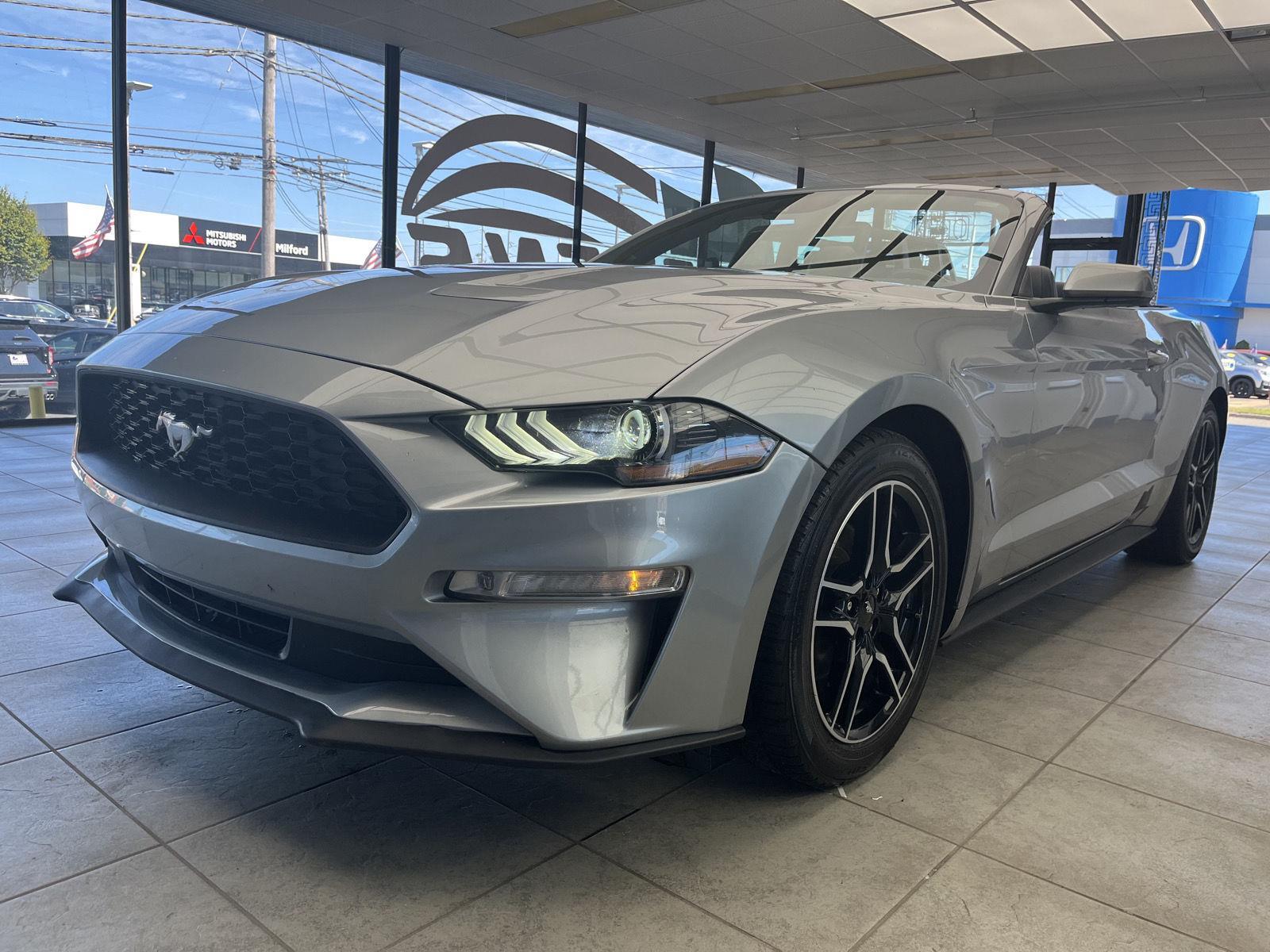 2021 Ford Mustang EcoBoost Premium Convertible photo 3