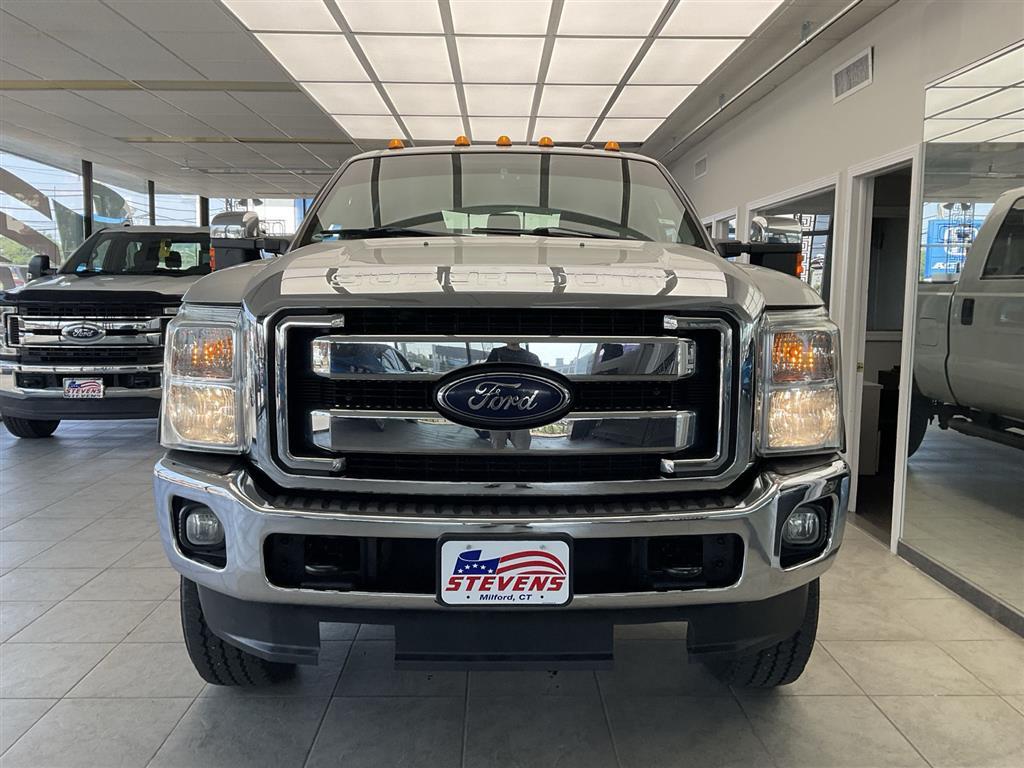 2016 Ford F-350 XLT photo 2