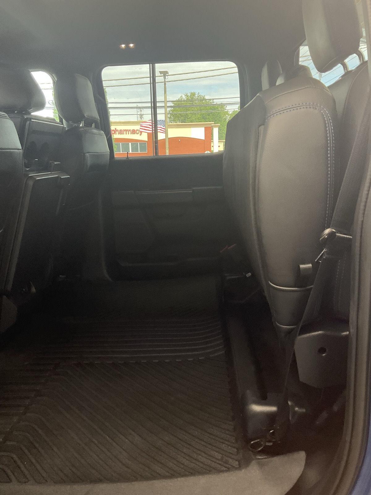 2023 Ford F-150 XLT photo 11