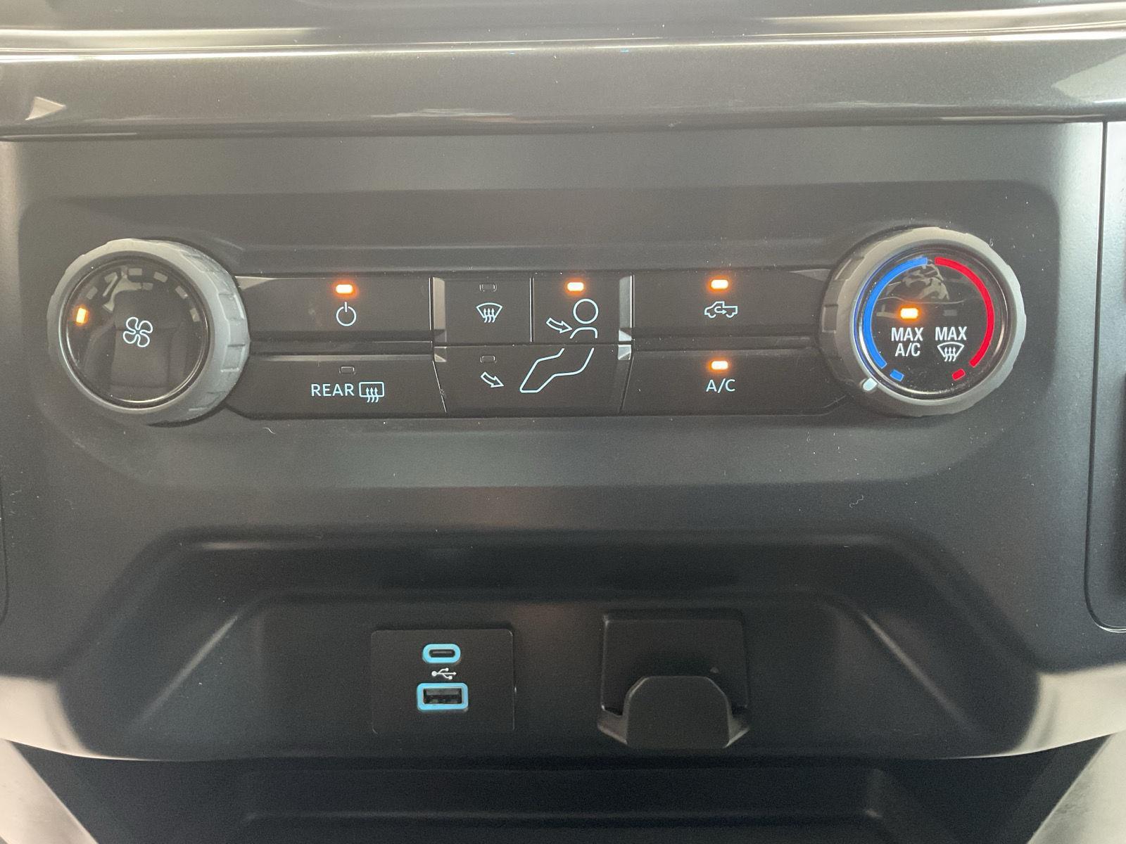 2023 Ford F-150 XLT photo 19