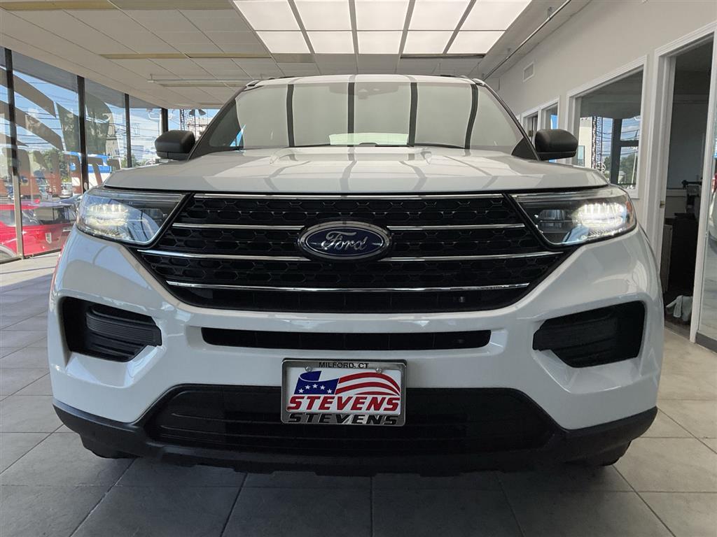 2020 Ford Explorer XLT photo 2