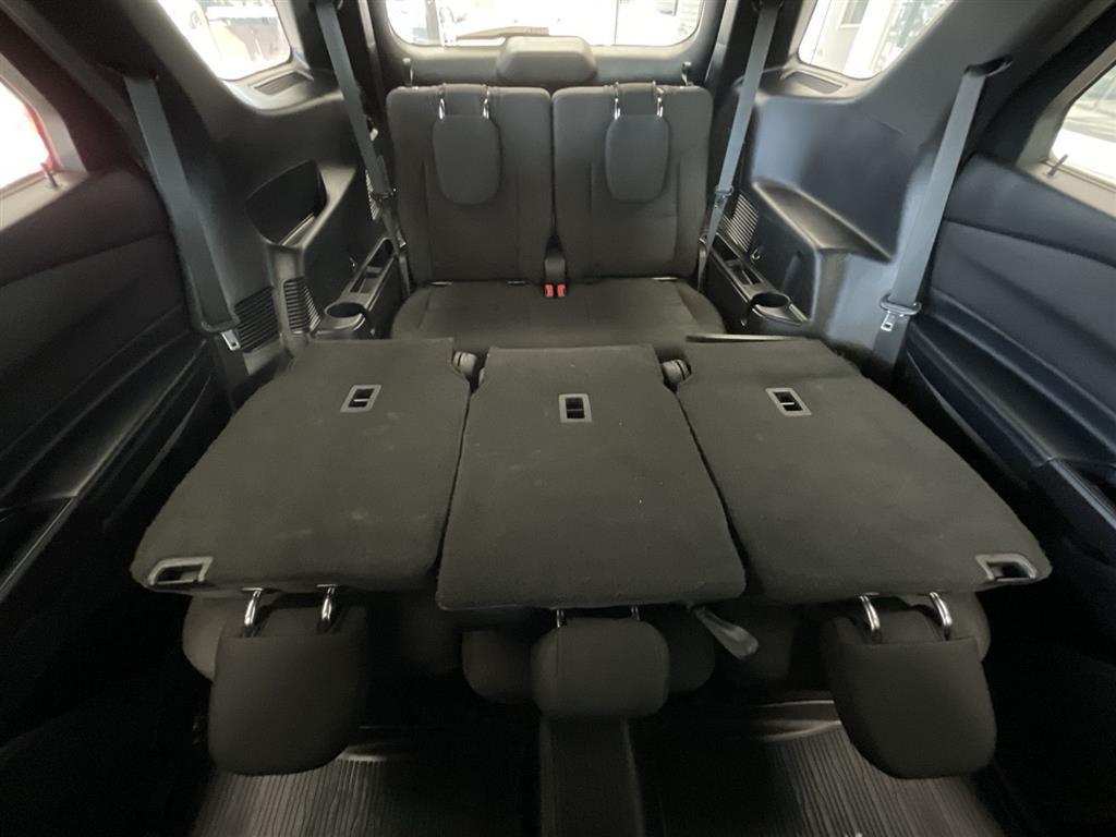 2020 Ford Explorer XLT photo 26