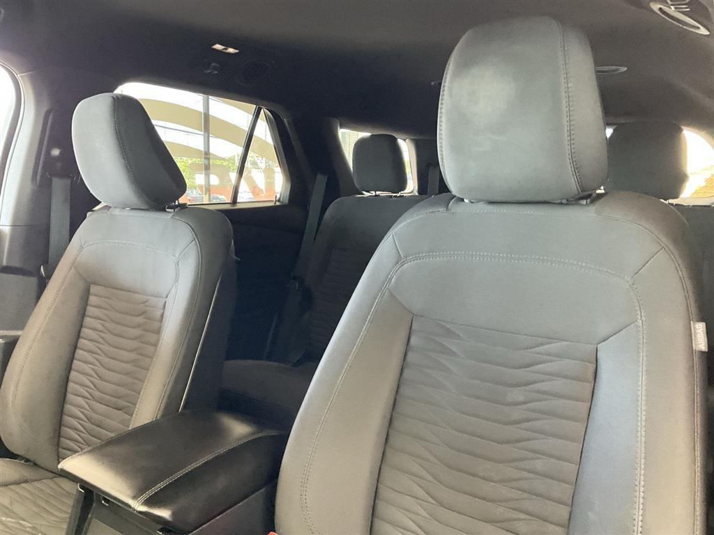 2020 Ford Explorer XLT photo 9