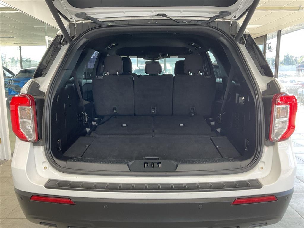 2020 Ford Explorer XLT photo 28