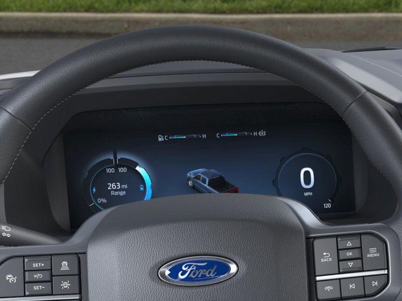 2023 Ford F-150 Lightning Lariat photo 24