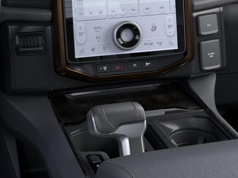 2023 Ford F-150 Lightning Lariat photo 26