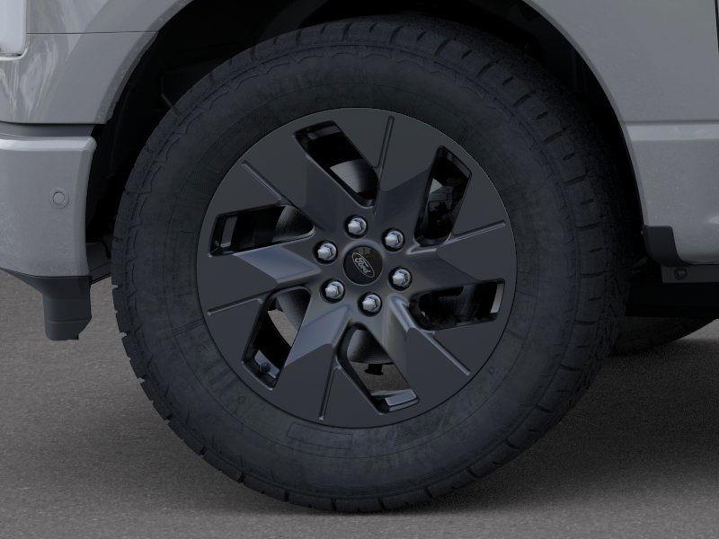2023 Ford F-150 Lightning Lariat photo 30