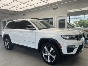 2024 Jeep Grand Cherokee 4xe - Stevens Ford, Inc.