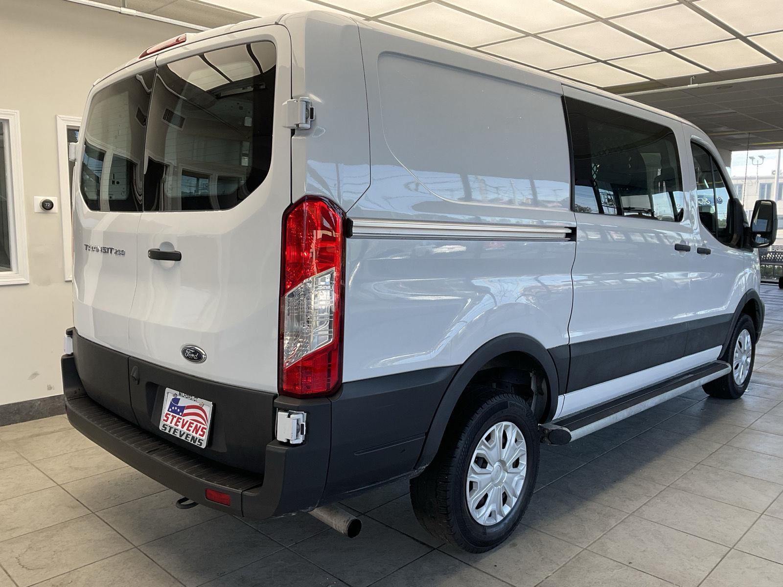 2024 Ford Transit Cargo Van photo 3