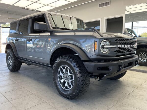 2025 Ford Bronco Outer Banks photo 26