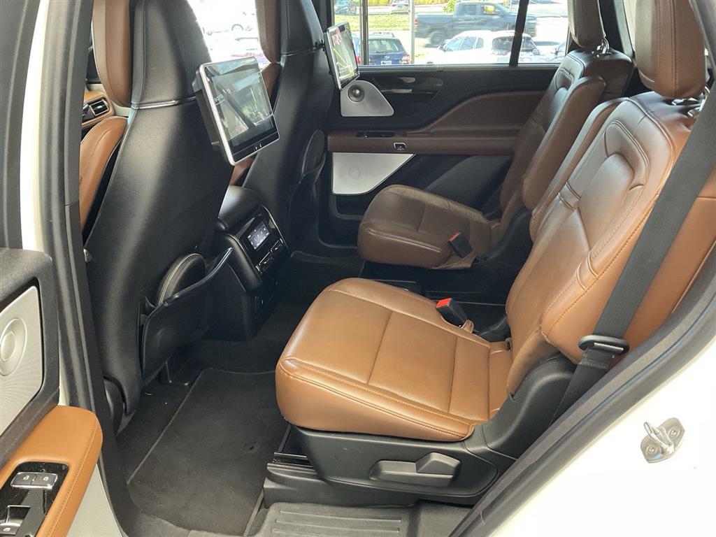 2022 Lincoln Aviator Reserve photo 11