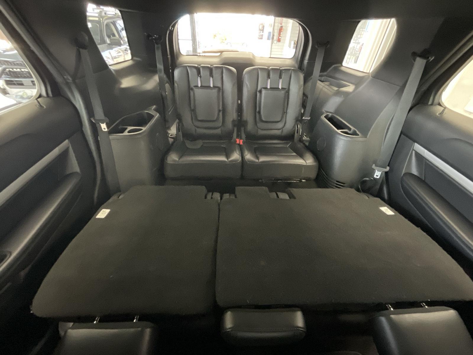 2017 Ford Explorer XLT photo 27