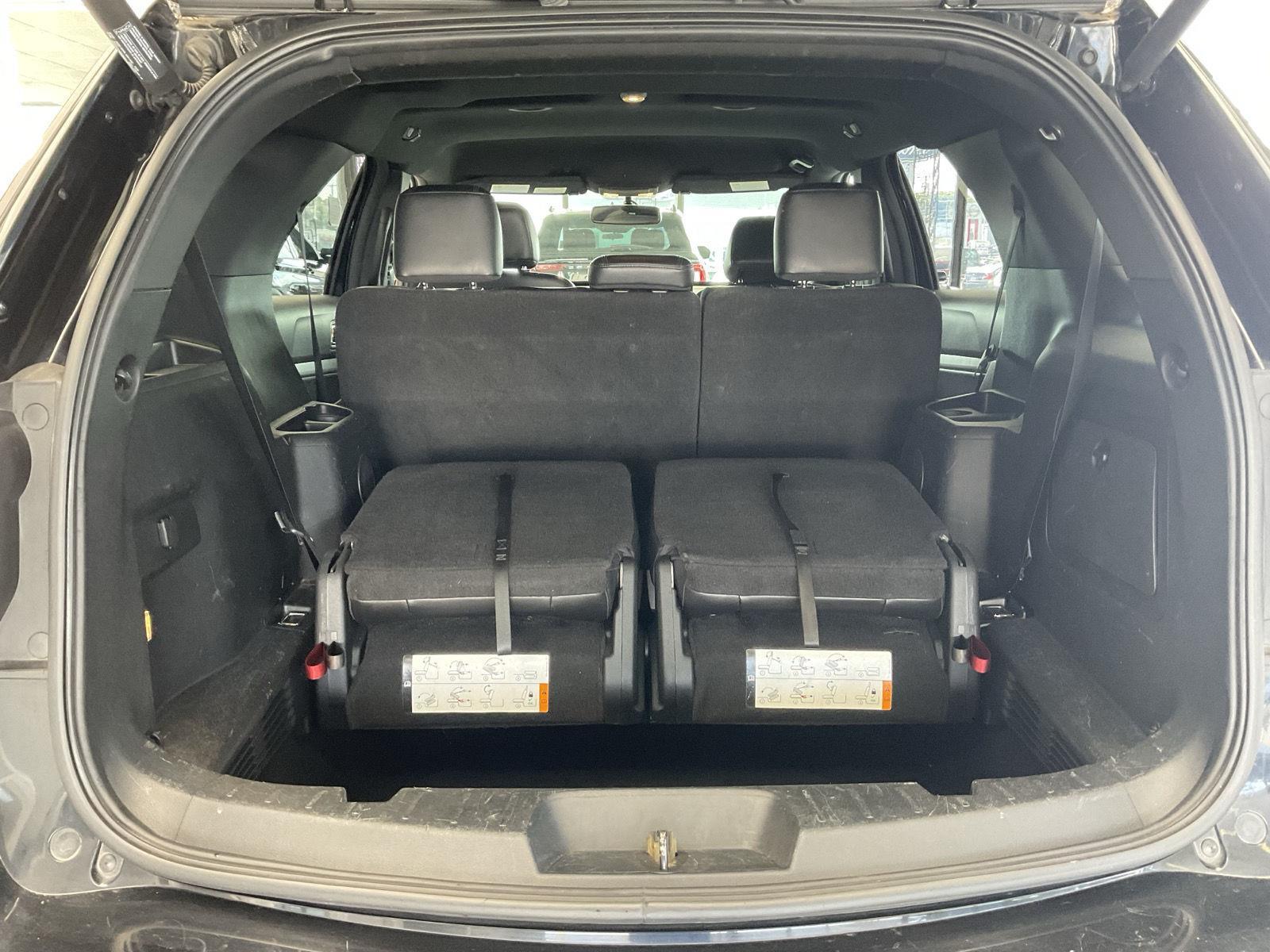 2017 Ford Explorer XLT photo 31