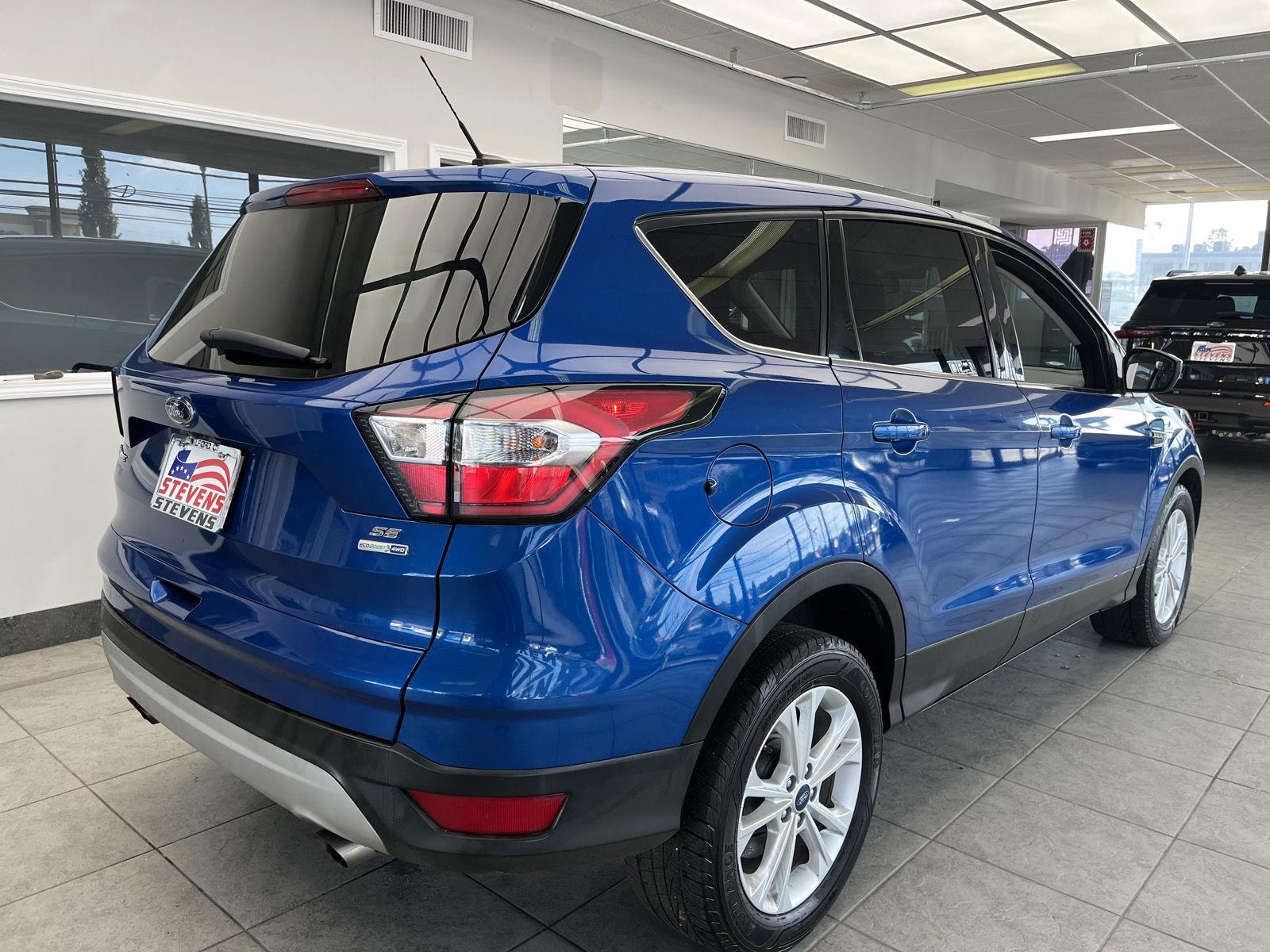 2017 Ford Escape SE photo 5
