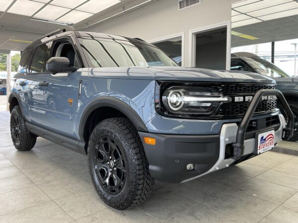 2025 Ford Bronco Outer Banks photo 33
