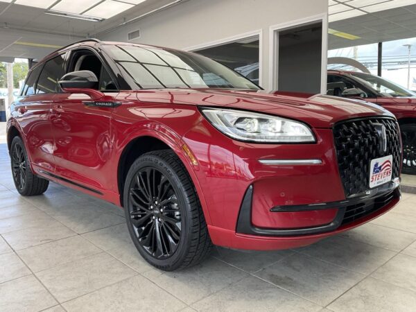 2022 Lincoln Corsair Standard photo 25