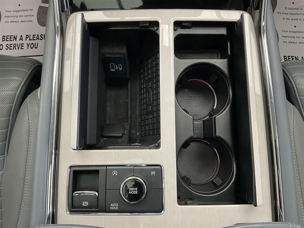 2022 Lincoln Navigator Black Label photo 23