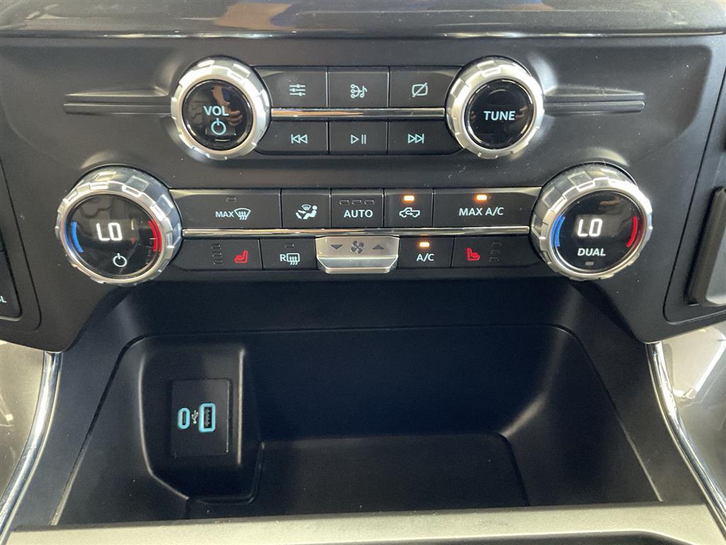 2021 Ford F-150 XLT photo 19