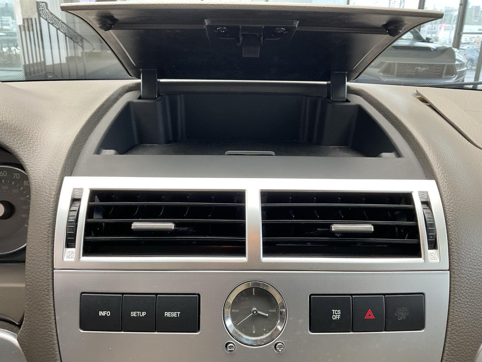 2009 Mercury Milan Premier photo 18