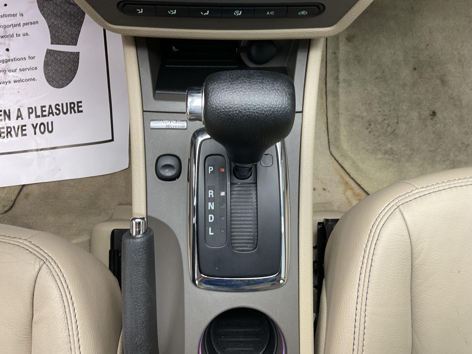 2009 Mercury Milan Premier photo 20