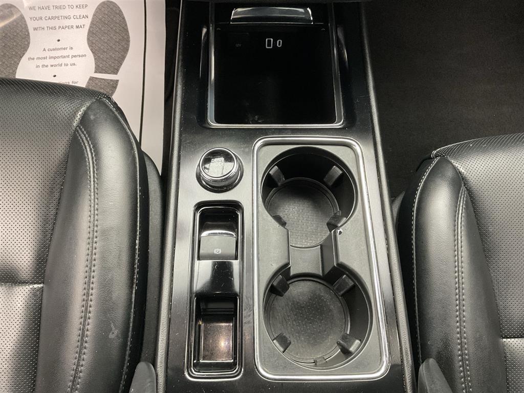 2022 Lincoln Corsair Standard photo 20
