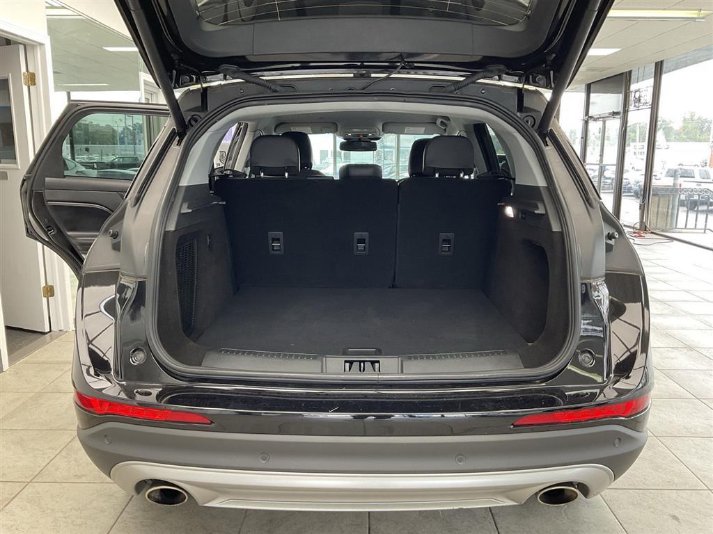 2022 Lincoln Corsair Standard photo 24
