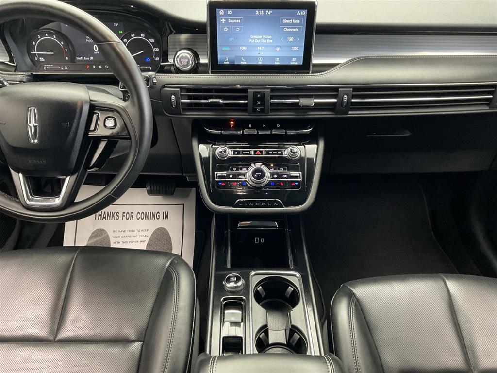 2022 Lincoln Corsair Standard photo 18