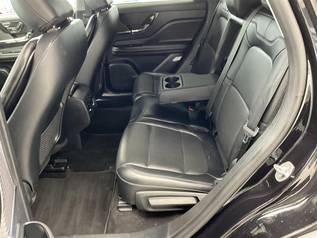 2022 Lincoln Corsair Standard photo 11
