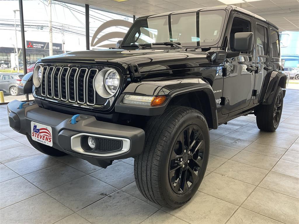 2024 Jeep Wrangler 4xe Sahara photo 2