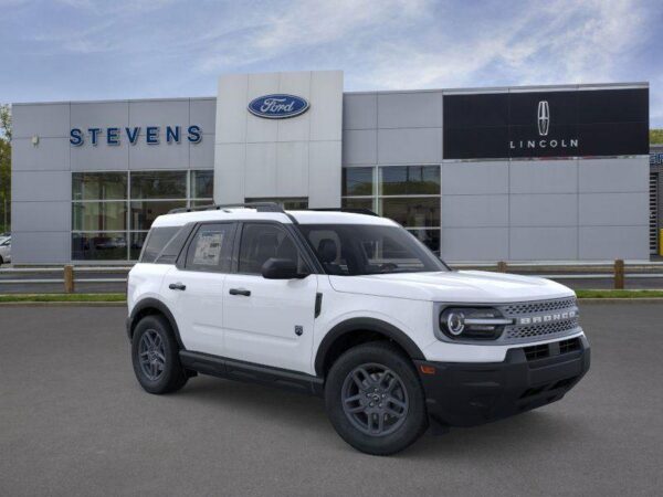 2025 Ford Bronco Sport Outer Banks photo 23