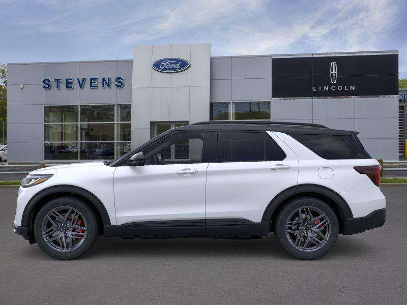 2025 Ford Explorer ST photo 4