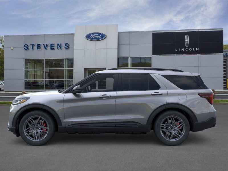 2025 Ford Explorer ST photo 4