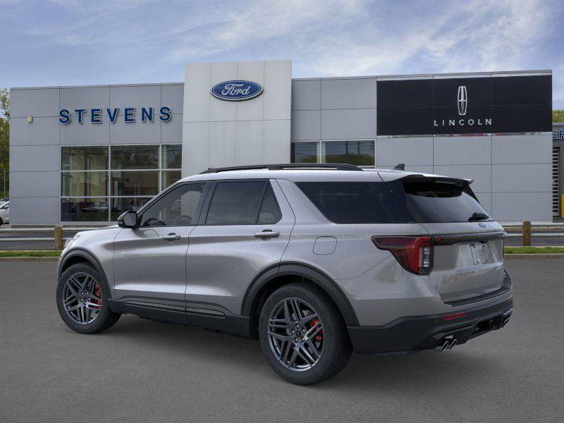 2025 Ford Explorer ST photo 5