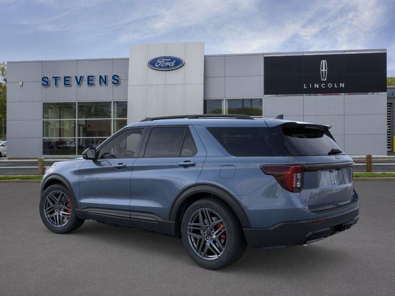 2025 Ford Explorer ST-Line photo 2
