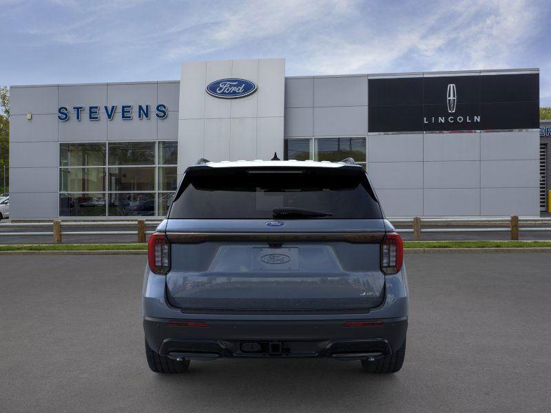 2025 Ford Explorer ST-Line photo 3