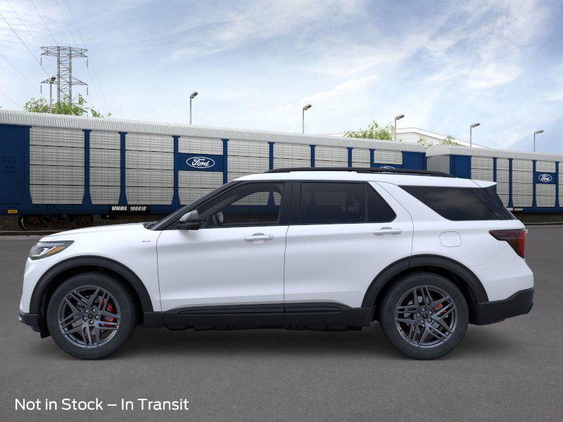 2025 Ford Explorer ST-Line photo 4