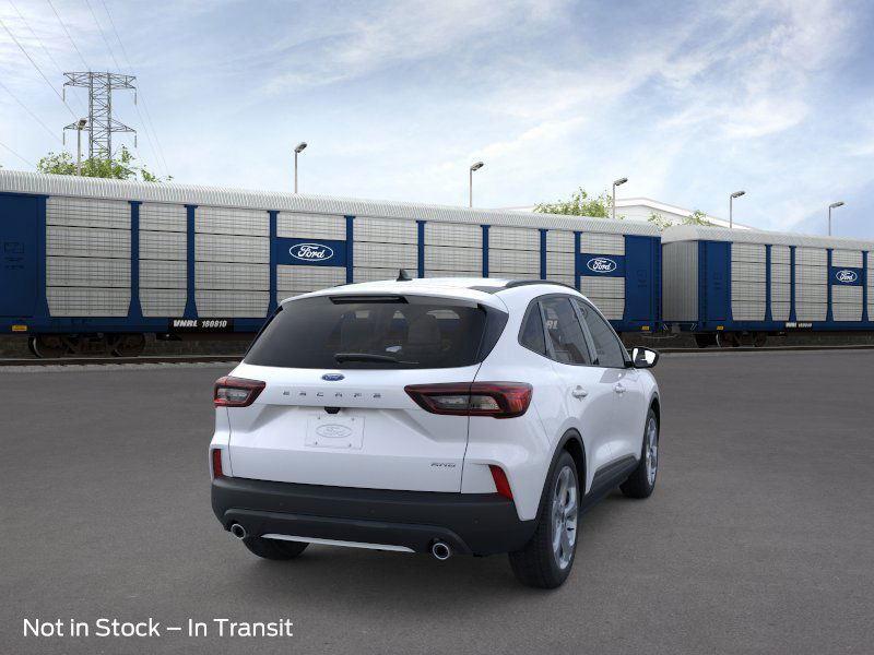 2025 Ford Escape ST-Line photo 4