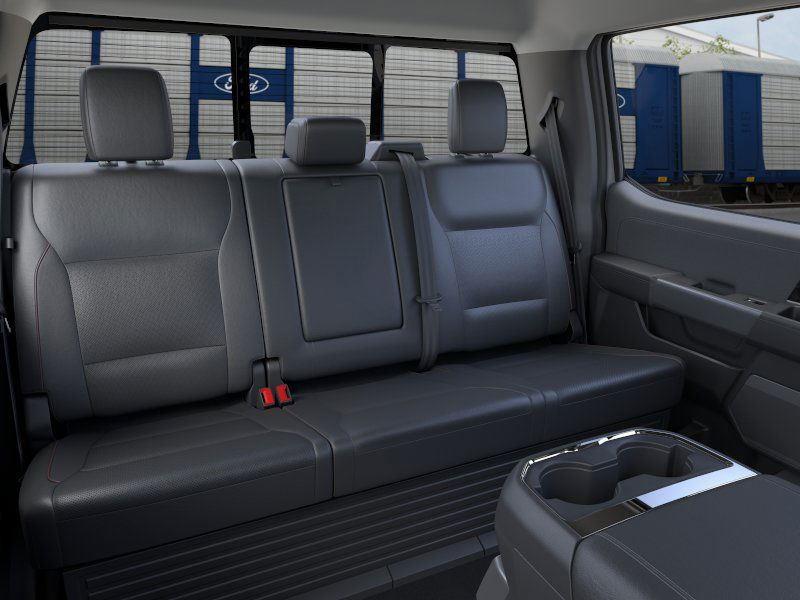 2026 Ford F-250 Lariat photo 8