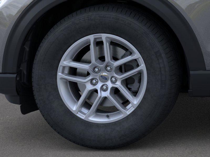 2025 Ford Explorer photo 15