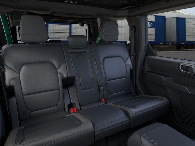 2025 Ford Bronco Outer Banks photo 10