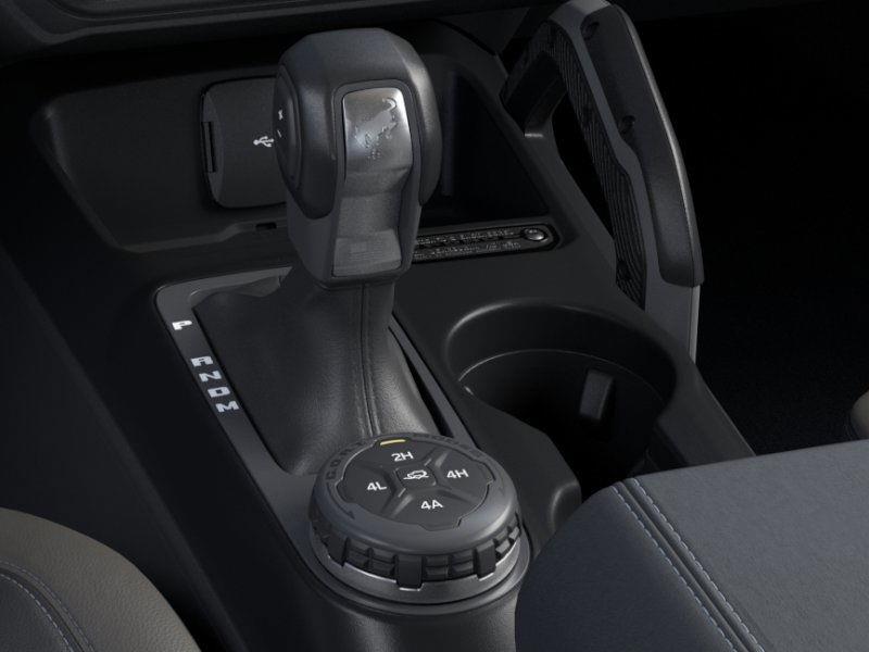 2025 Ford Bronco Outer Banks photo 16