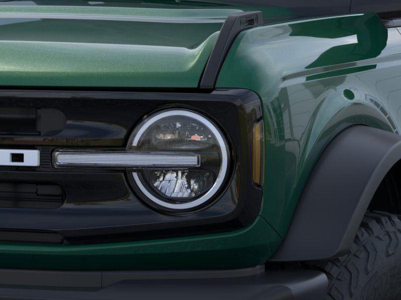 2025 Ford Bronco Outer Banks photo 19