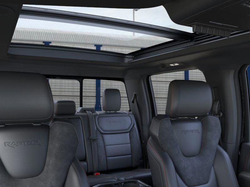 2025 Ford F-150 Raptor photo 17