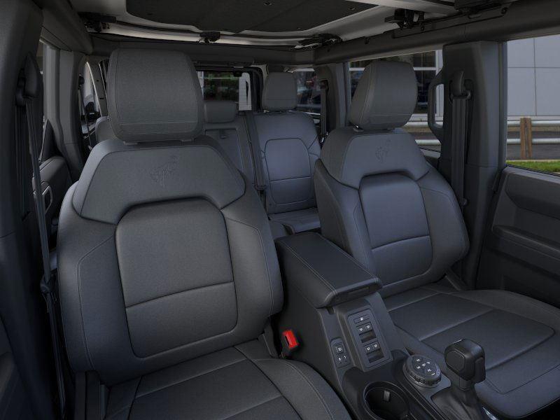 2025 Ford Bronco Badlands photo 10