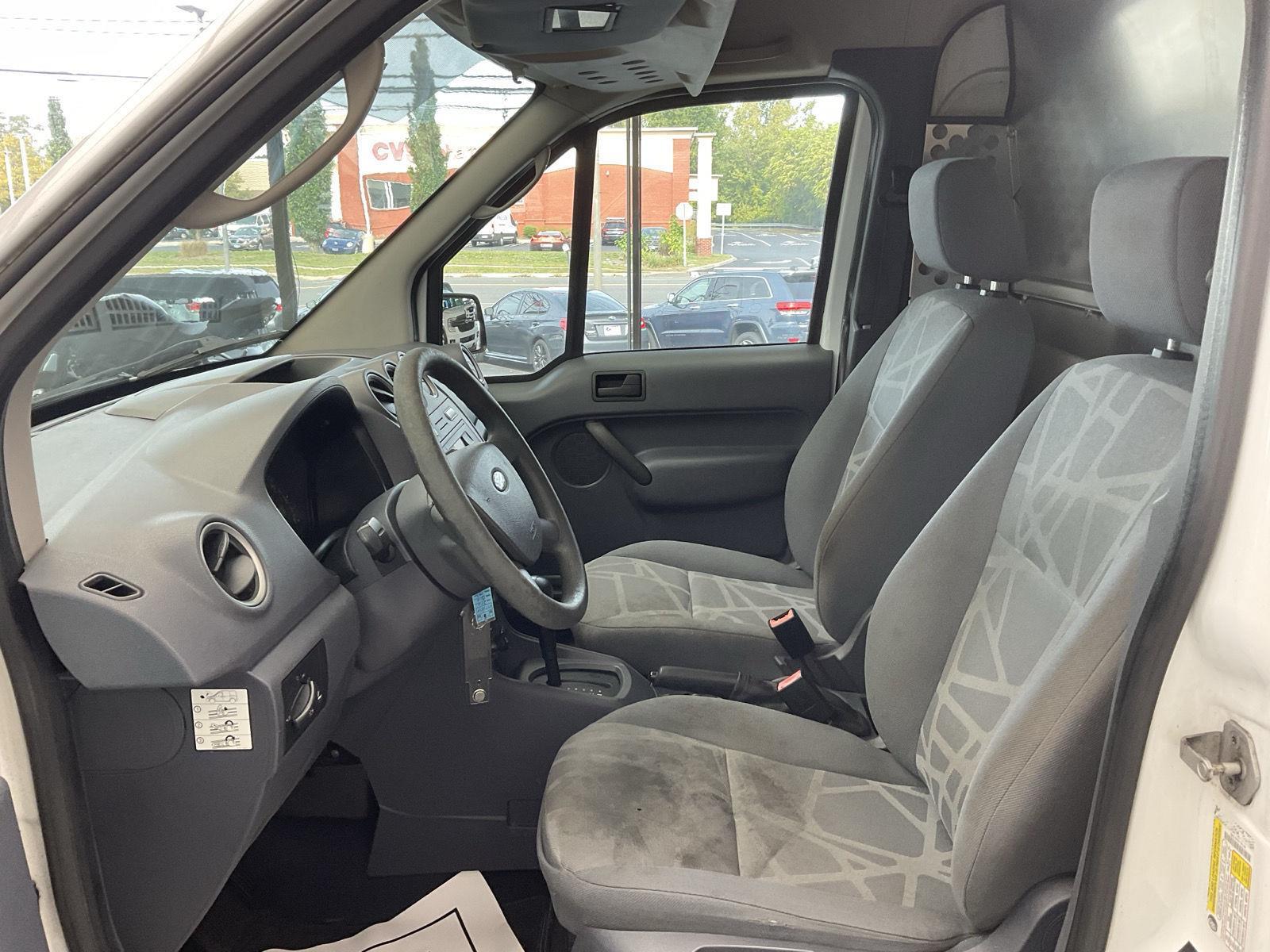 2012 Ford Transit Connect XL photo 5