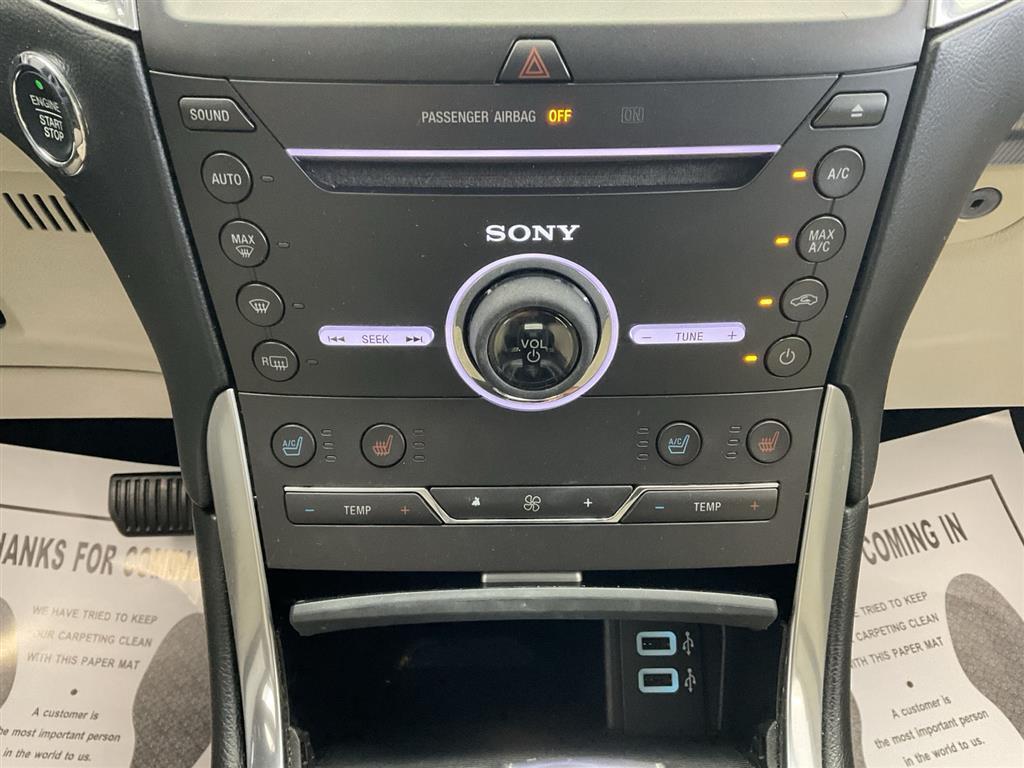 2016 Ford Edge Titanium photo 20