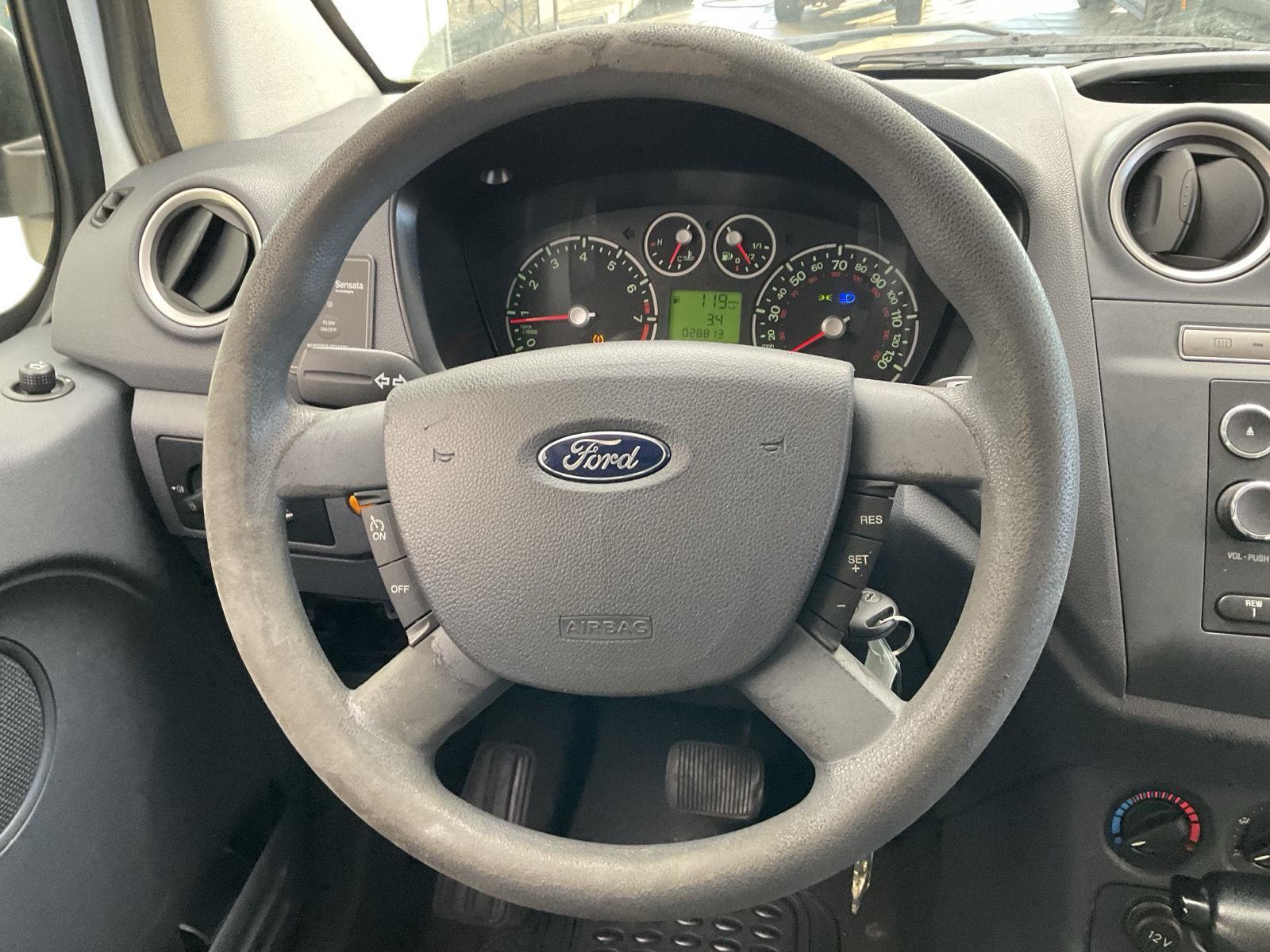 2012 Ford Transit Connect XLT photo 11