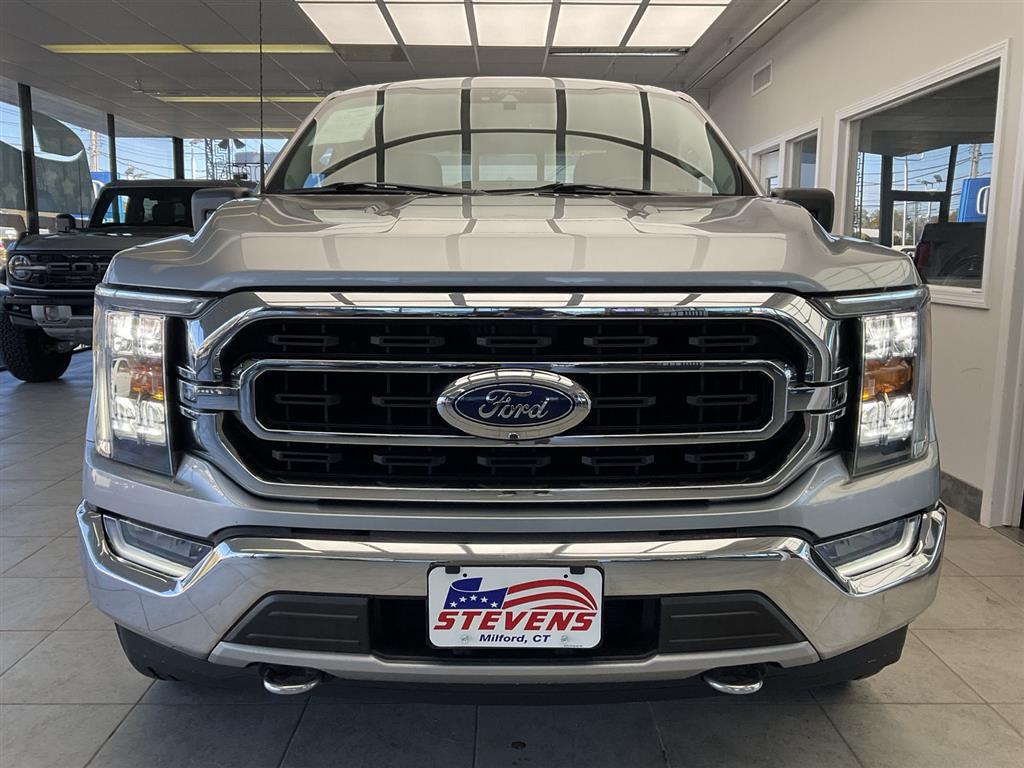 2021 Ford F-150 XLT photo 2