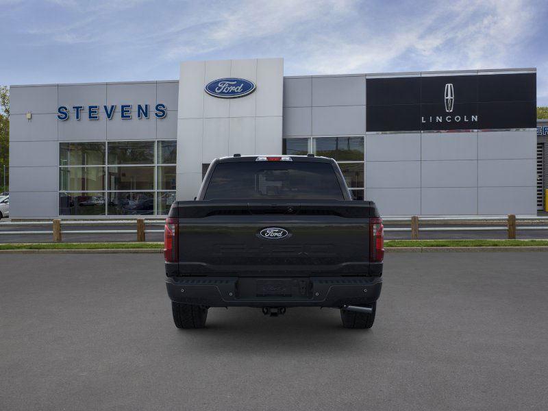2025 Ford F-150 XLT photo 3