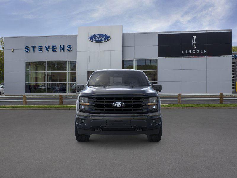 2025 Ford F-150 XLT photo 4